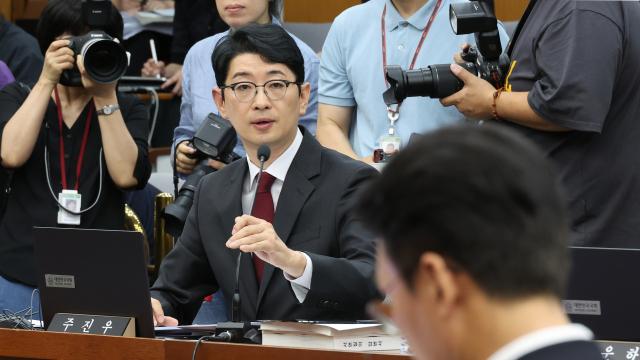 중국인 무비자, 그때는 맞고 지금은 틀리다? 주진우, 尹 정부 때는 