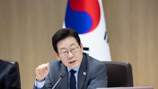 이대통령, 세관 외압 의혹 ‘엄정 수사’ 지시