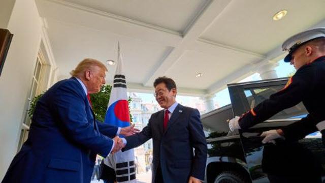 도전대 오른 李대통령 실용외교…APEC 흥행 비상등?