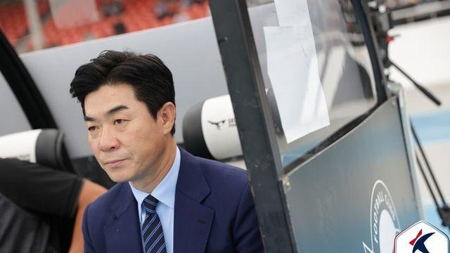 [K리그2 기자회견] 팬들 야유에 답한 윤정환 감독, 