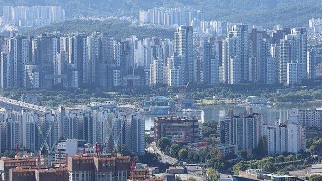 대출 규제 강화, 연말 '대출 절벽' 우려 커진다