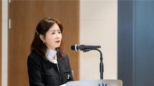 콜마비앤에이치, 윤여원·이승화 각자 대표체제 논의