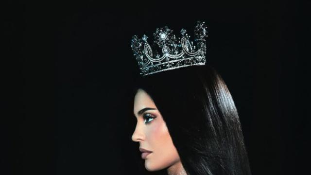 왕관을 쓴 카일리 제너, ‘King Kylie’의 귀환