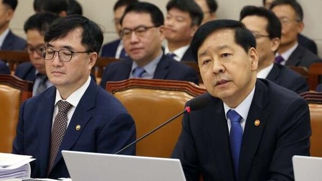 구윤철 