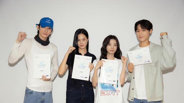 홍자매 새 시리즈 '그랜드 갤럭시 호텔'…넷플릭스 제작
