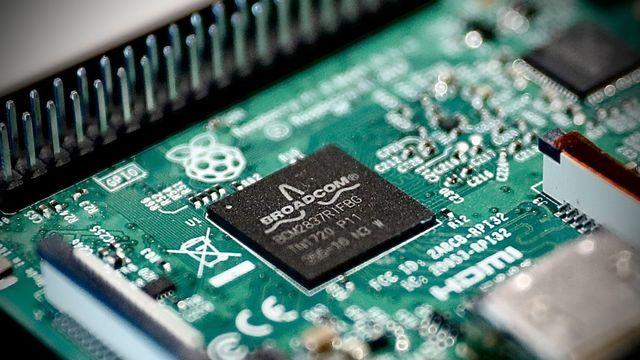 브로드컴-오픈AI, 10GW 규모 칩 계약…주가 장중 10%대 급등