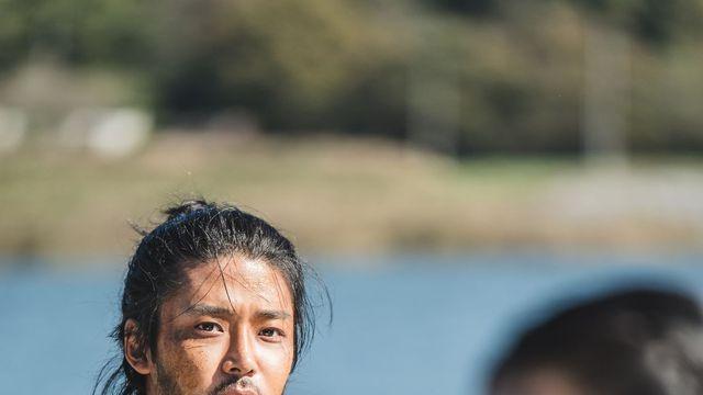 디즈니+ 사극 '탁류'의 흥행 1위 비결은? 배우 열연부터 세트의 디테일까지