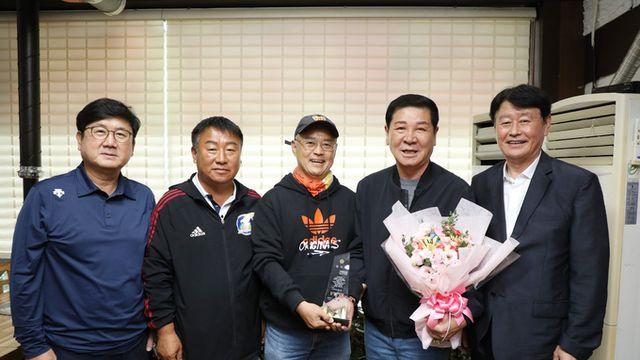 수원특례시의회 유재광 의원 제10회 퉁소바위축제 감사패