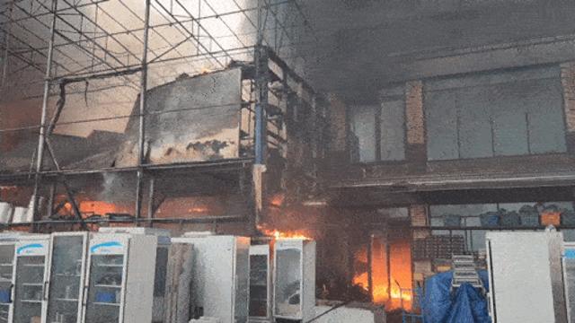 인천 서구 주방용품 판매점서 불…인명 피해 없어