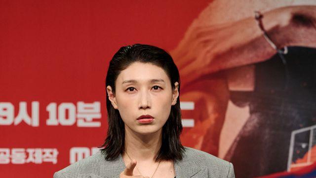 져도 재밌다…‘신인감독 김연경’ 예능감+스포츠 서사의 시너지 [줌인]