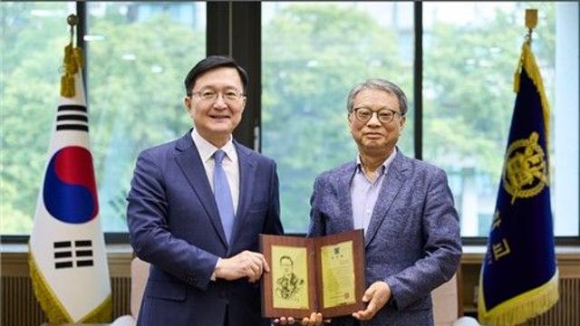 우종수 전 포스코교육재단 이사장, 서울대에 10억원 기부