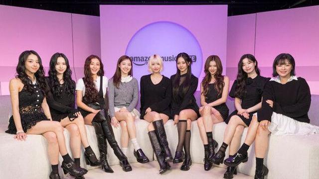 트와이스, K팝 걸그룹 최초 '빅토리아 시크릿 패션쇼' 퍼포머…미시 엘리엇과 나란히