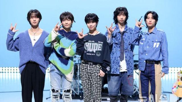 하이파이유니콘, 오늘 '틴에이지 블루' 발매 