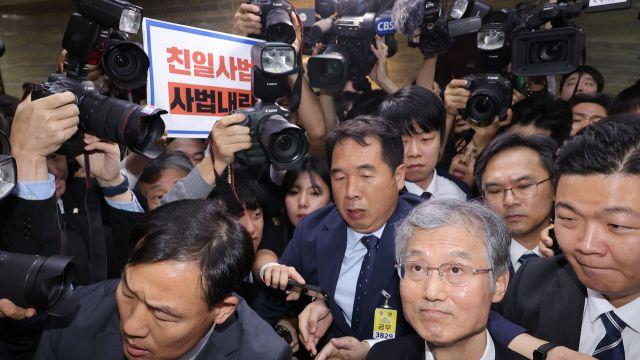 조희대, '한덕수 비밀 회동 의혹'에 국감서 