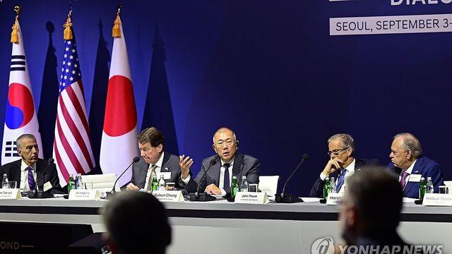 정의선, 日 도쿄 '한미일 경제대화' 참석…이재용도 참석할 듯(종합)