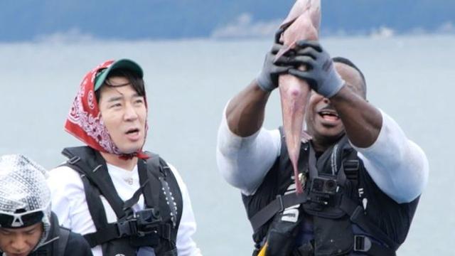 '백악관 셰프' 안드레 러시, 무인도서 터진 '어복'…송가인 