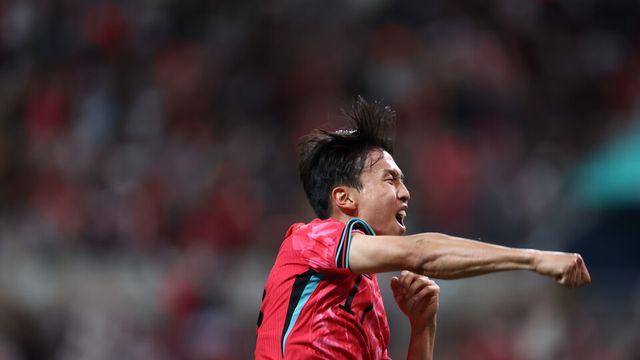 엄지성 선제골 작렬... 한국, 파라과이에 1-0으로 리드 중