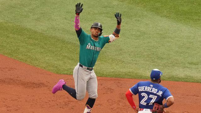 '홈런포 3방' 시애틀, 토론토에 ALCS 2연승...첫 WS 보인다