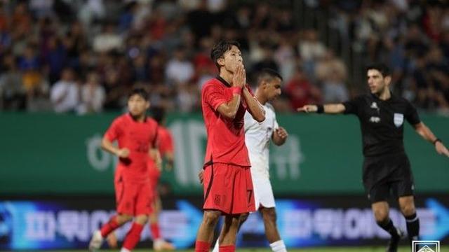 ‘홍명보 히든카드’ 엄지성 골 터졌다! 용병술 적중, 대선배 손흥민 기념식 축포 [파라과이전 전반 진행 중]