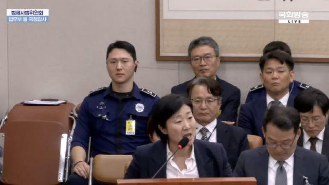 ‘성범죄·학대’ 국선변호사, 국감서 “검찰개혁, 상당히 우려스러워”