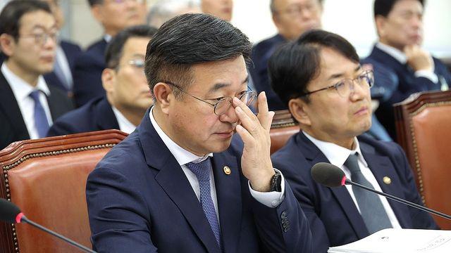 강제동원 배상금 법원 공탁서류에 '위조 인감' 의혹 사실로