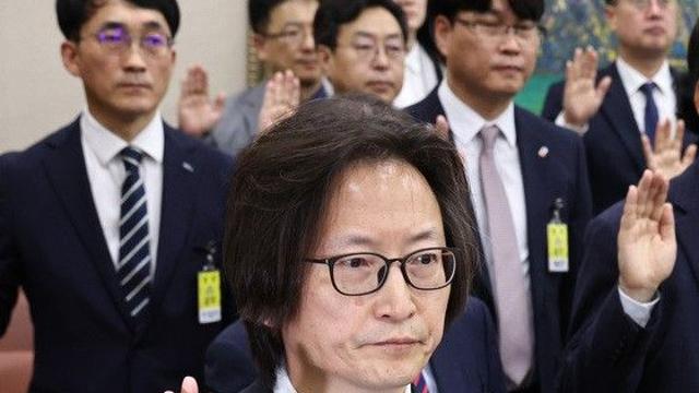 [2025 국감이슈] 주병기 공정위원장 “명륜진사갈비 미등록 대부업 의혹, 방치 않겠다”