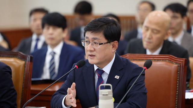 김성환 장관 “신규 원전 없을수도”…한수원 노조 “탈원전 시즌2”