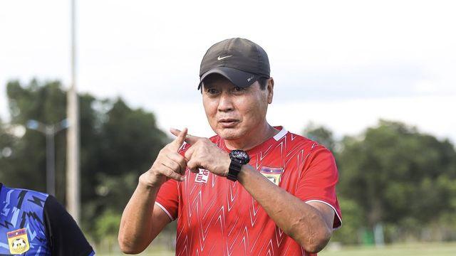 정성천 라오스 여자축구대표팀 감독, U-17 남자대표팀도 지휘
