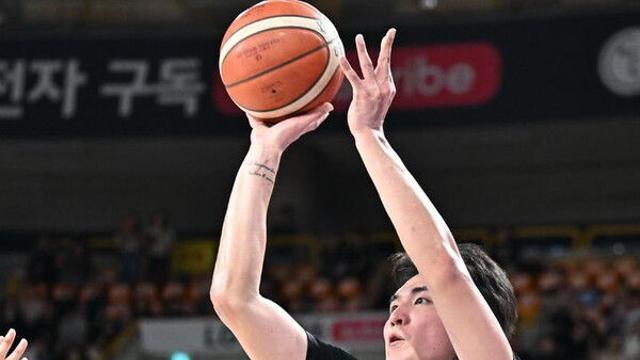 프로농구 정관장, LG 원정서 70-62 승리…첫 4승·3위 도약 달성