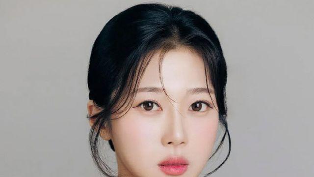 '여자 김호중' 복지은, 종합엔터사 등굽은소나무 이적