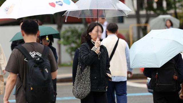 [오늘의 날씨] 그칠 줄 모르는 가을비···오후부터 전국에 비 소식
