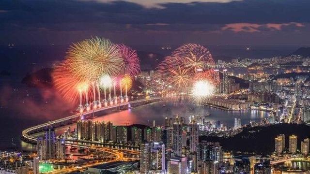 항도(項島) 부산에서 즐기는 다채로운 피자 맛 세계