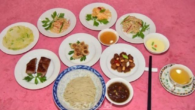북한도 짜장면 인기..식량 부족으로 분식 장려