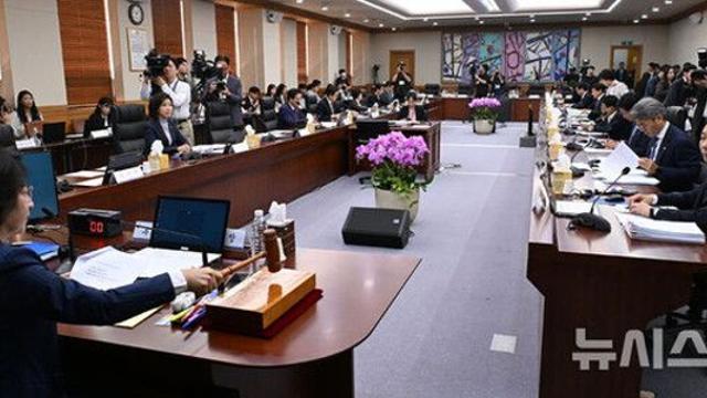 법사위, 엄희준·남욱 국감 증인 채택…’김현지 출석’ 놓고 설전도