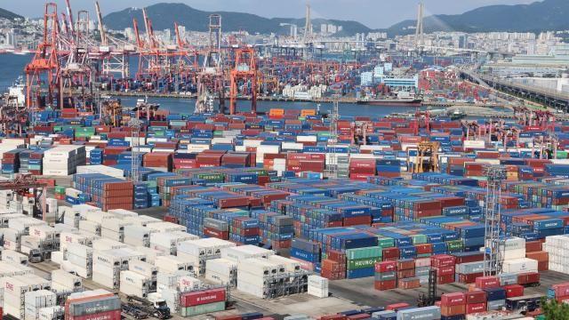 IMF上调韩国经济增长预期至0.9% 明年或重回正常增长轨道