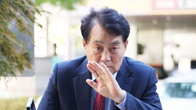 뇌물수수 하은호 군포시장, 구속 면해…