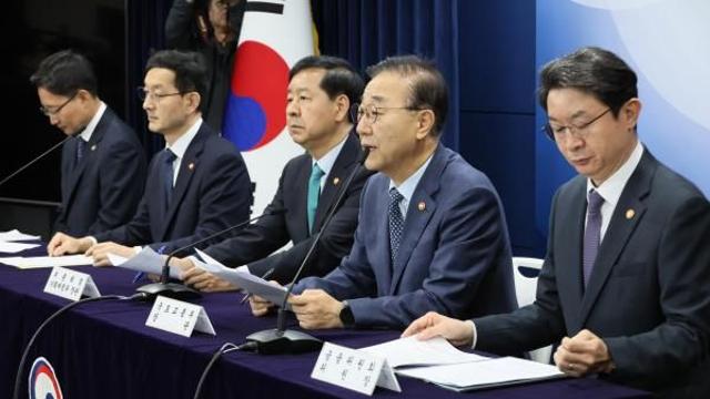 [10·15 부동산 대책] 서울 전역 규제지역·토허구역 지정...