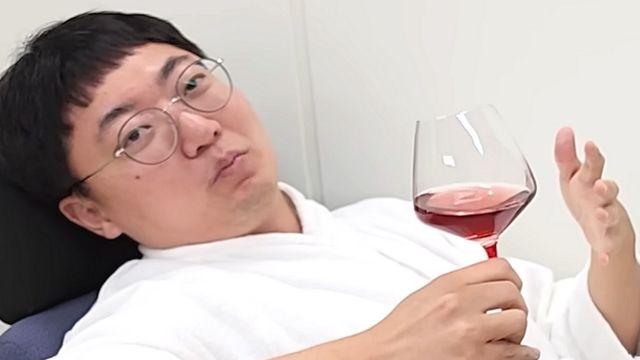 충주맨, 100만 구독 앞두고 못박았다…”은퇴 번복 NO” [RE:뷰]