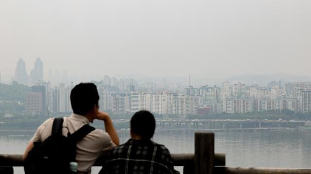 [내일 날씨] 금요일엔 전국 흐리고, 곳곳 비…낮 최고 27도