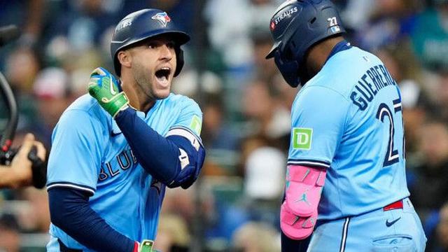 '홈런 5방' 토론토, 13-4로 시애틀 완파하고 ALCS 첫 승