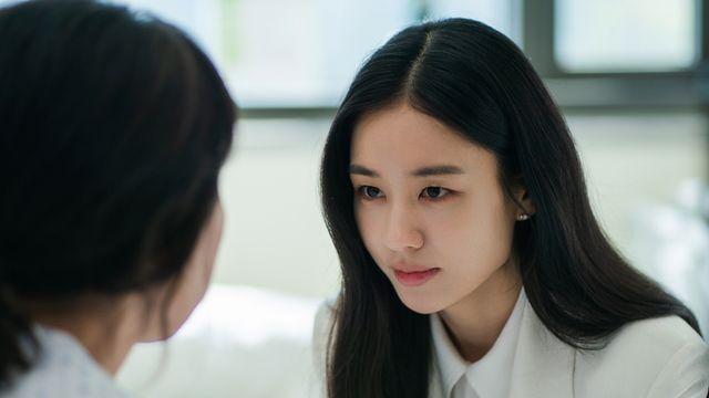 안은진, 장기용과의 스킨십에 당황…본캐 꼭 닮은 ‘햇살여주’ (키스는 괜히 해서!)