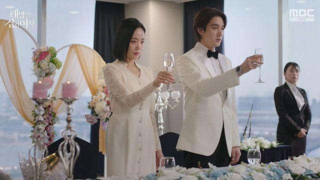 윤아정·오창석 약혼…전노민, 약혼식장 찾아왔지만 ‘또 감금’ (‘태양을 삼킨’) [종합]