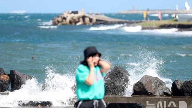 제주, 대체로 흐리고 물결 높아…낮 최고 28도