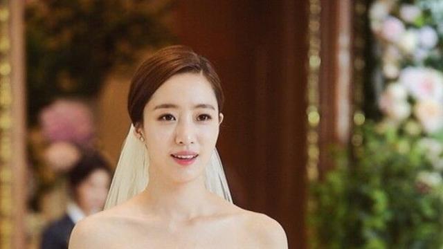 티아라 출신 함은정, 김병우 감독과 11월 30일 결혼…