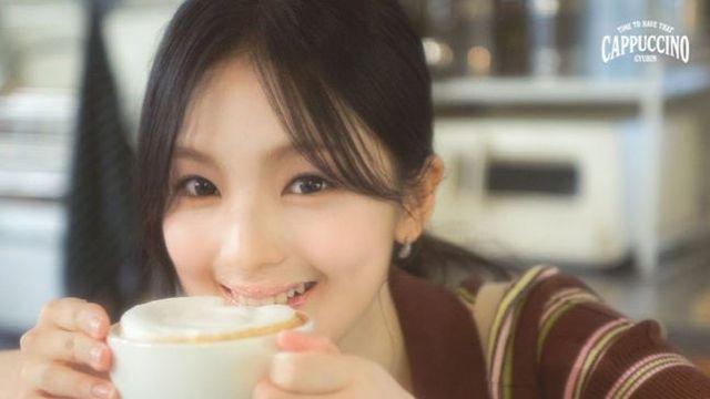 규빈, 사랑스러운 '알바생' 변신..신곡 'CAPPUCCINO' 1차 콘셉트 포토 공개