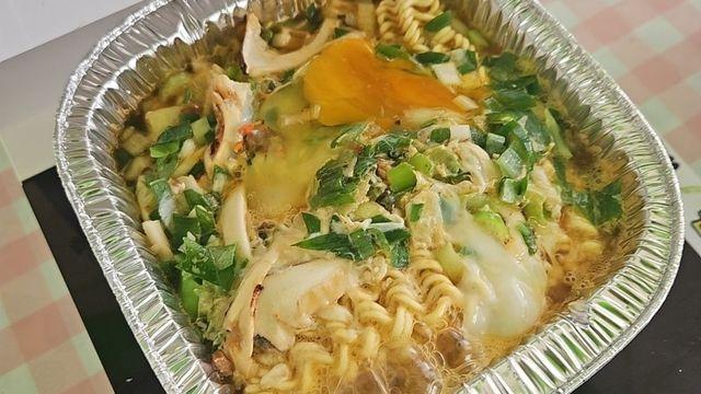 품절 대란…재료는 50만원 넘는데 5000원에 팔아 난리 난 ‘이 라면’ 정체