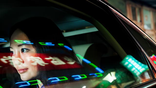 중국인, 국내 운전 가능해지나?…경찰 “中 회신 기다려”