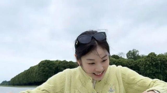 김연아, 프랑스에서 행복 미소…♥고우림 또 반할듯