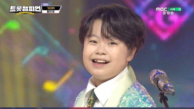 '트챔' 황민호, 댄스 트로트 '가라지'로 안방에 흥 전했다!