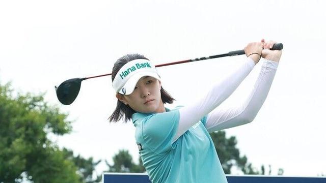 'LPGA 16세 최연소 출전' 에스더 권 